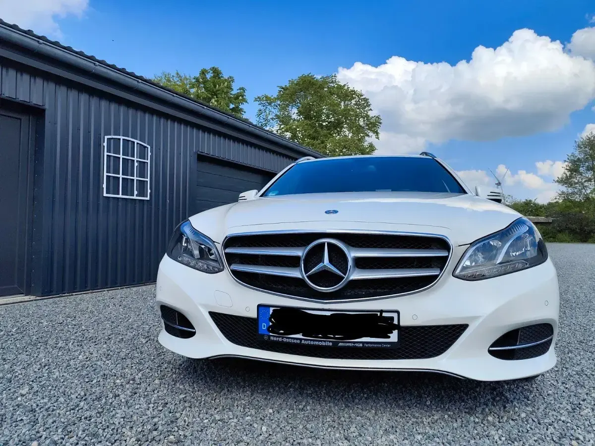 Gebraucht Mercedes E200 Avantgarde 180 PS (132 kW) 2013 Weiß Kombi