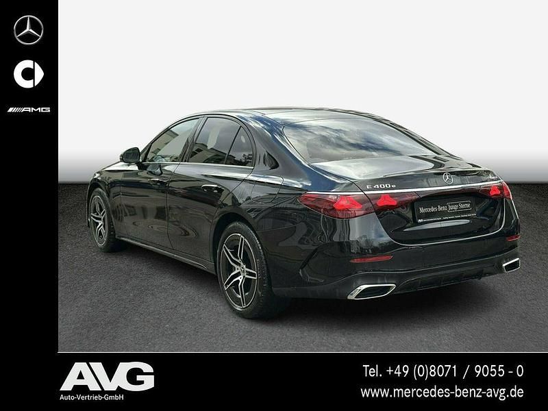 Gebraucht Mercedes E400 AMG 381 PS (280 kW) 2024 Lack obsidianschwarz Limousine