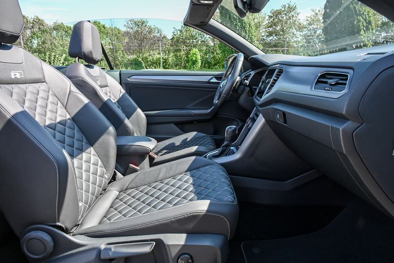 Gebraucht VW T-Roc Cabriolet R-line 150 PS (110 kW) 2021 Weiß Cabrio