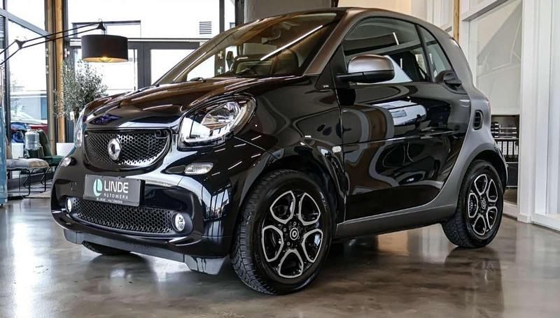 Schwarz Gebraucht 2017 Smart ForTwo Coupé Prime Kleinwagen | 16.000 € (Fairer Preis) - Bild 1/4
