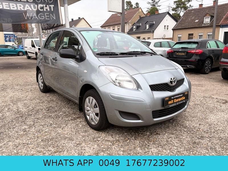 Silber Gebraucht 2009 Toyota Yaris Basis Kleinwagen | 3.899 € (Fairer Preis) - Bild 1/3