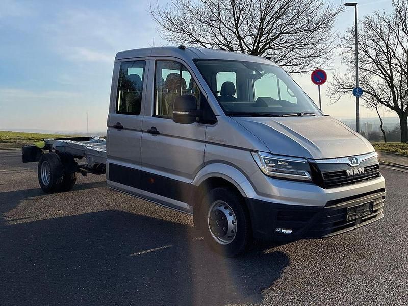 Neu MAN TGE 163 PS (119 kW) 2025 Silber Van