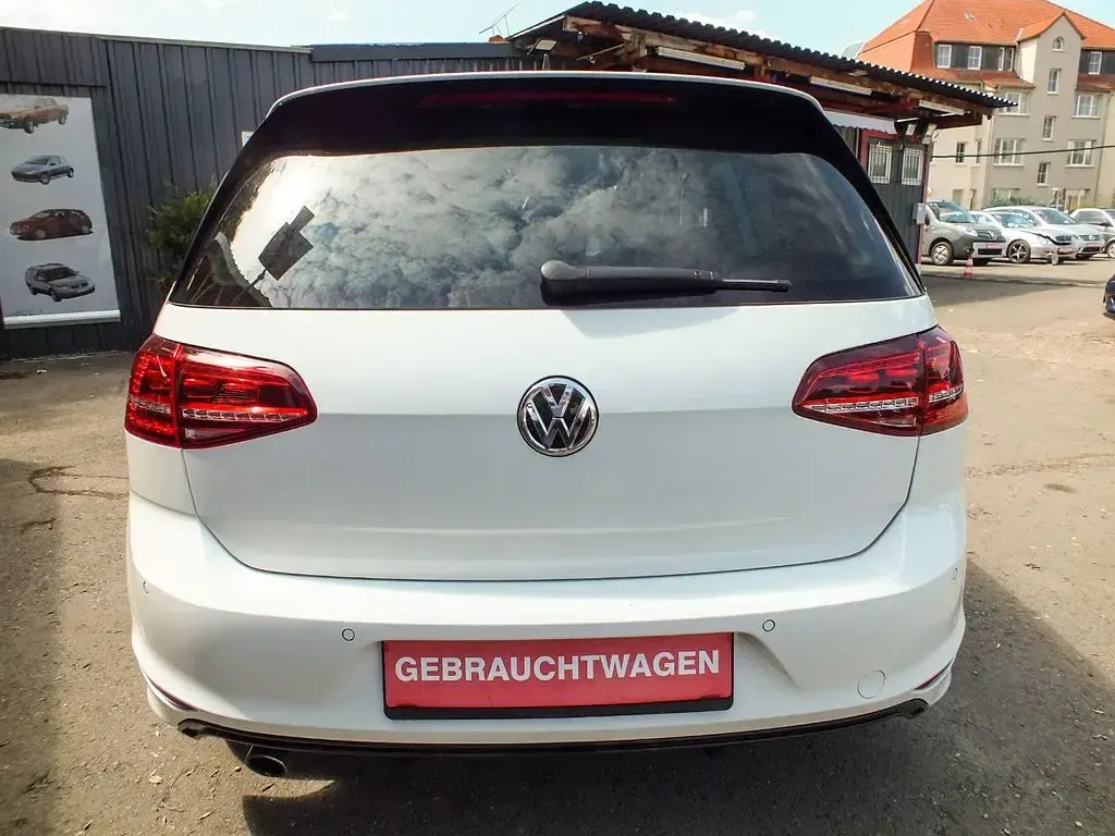 Gebraucht VW Golf VII Allstar 110 PS (80 kW) 2017 Weiß Limousine