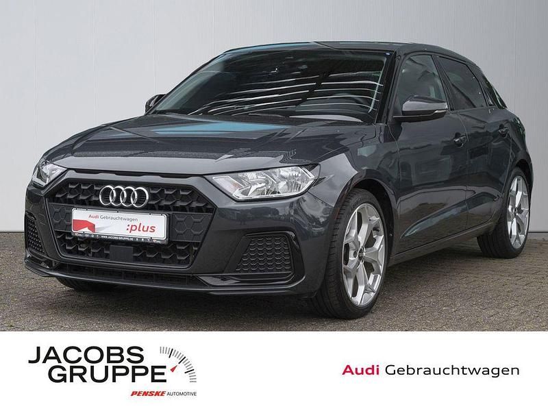 Manhattangrau metallic Gebraucht 2022 Audi A1 Sportback Ambiente Kleinwagen | 25.780 € (Fairer Preis) - Bild 1/4