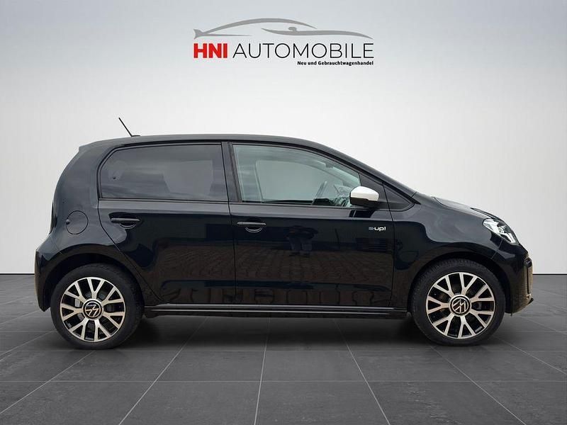 Gebraucht VW e-up! Style 61 kW (83 PS) 2020 Schwarz Kleinwagen