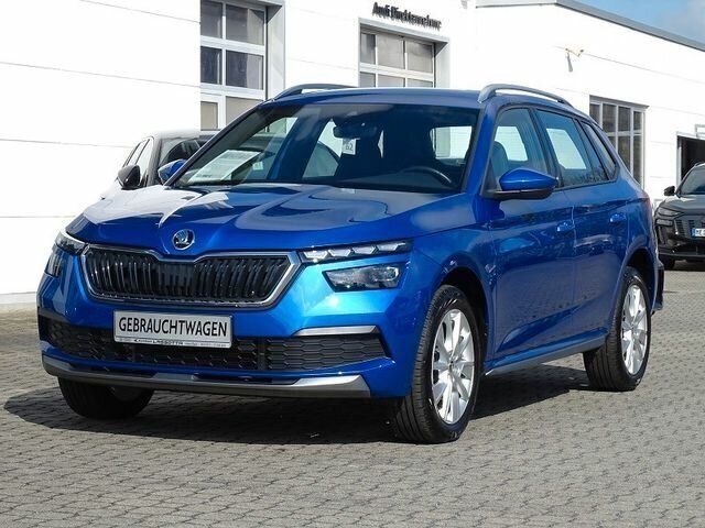 Blau Gebraucht 2021 Skoda Kamiq Style SUV | 22.950 € (Fairer Preis) - Bild 1/4