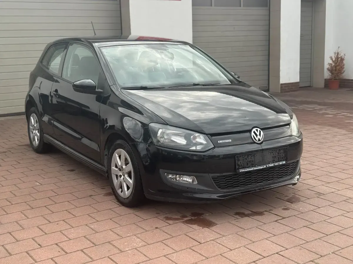 Gebraucht VW Polo 75 PS (55 kW) 2013 Schwarz Kleinwagen