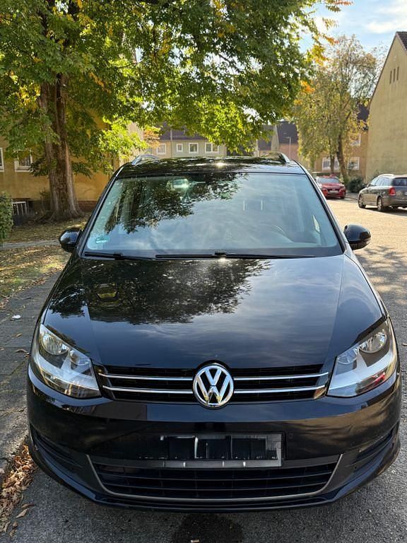 Schwarz Gebraucht 2012 VW Sharan Van / Kleinbus | 11.700 € (Fairer Preis) - Bild 1/4