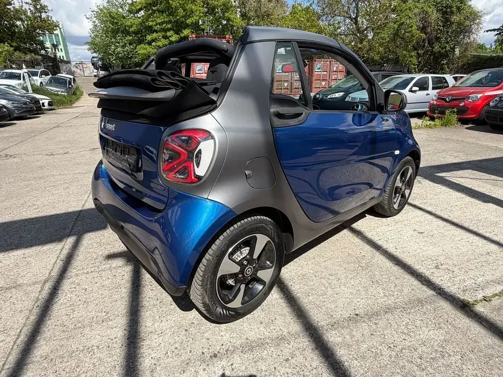 Gebraucht Smart ForTwo Electric Drive 60 kW (82 PS) 2019 Blau Cabrio