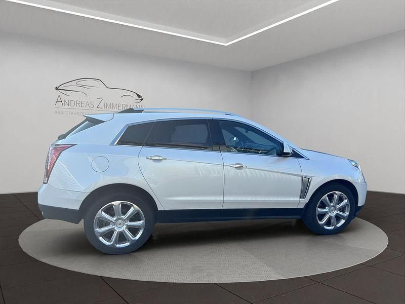 Gebraucht Cadillac SRX 318 PS (233 kW) 2015 Weiß SUV