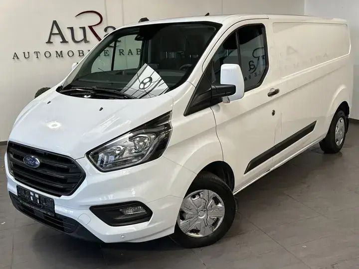 Frostweiß Gebraucht 2020 Ford 300 Limousine | 17.989 € (Fairer Preis) - Bild 1/3