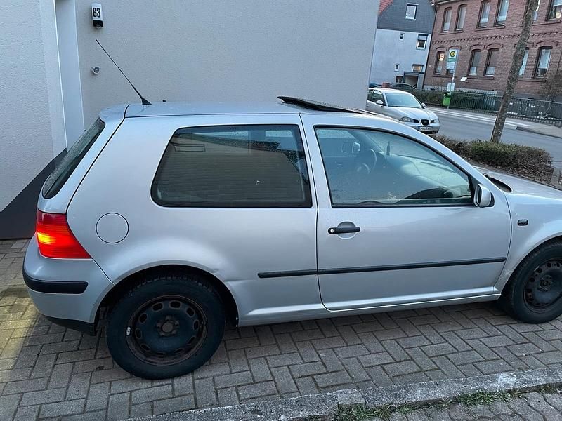 Gebraucht VW Golf III 75 PS (55 kW) 1999 Silber Limousine