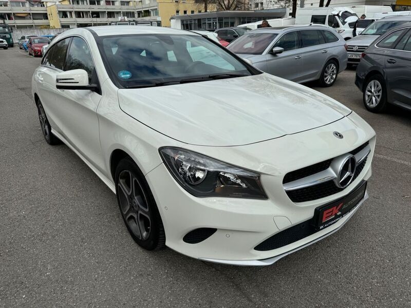Weiß Gebraucht 2017 Mercedes CLA200 Shooting Brake Kombi | 14.500 € (Etwas zu teuer) - Bild 1/4