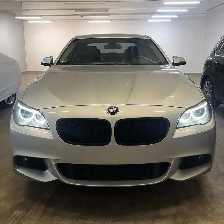 Gebraucht BMW 530 Comfort Edition 258 PS (189 kW) 2014 Silber Limousine