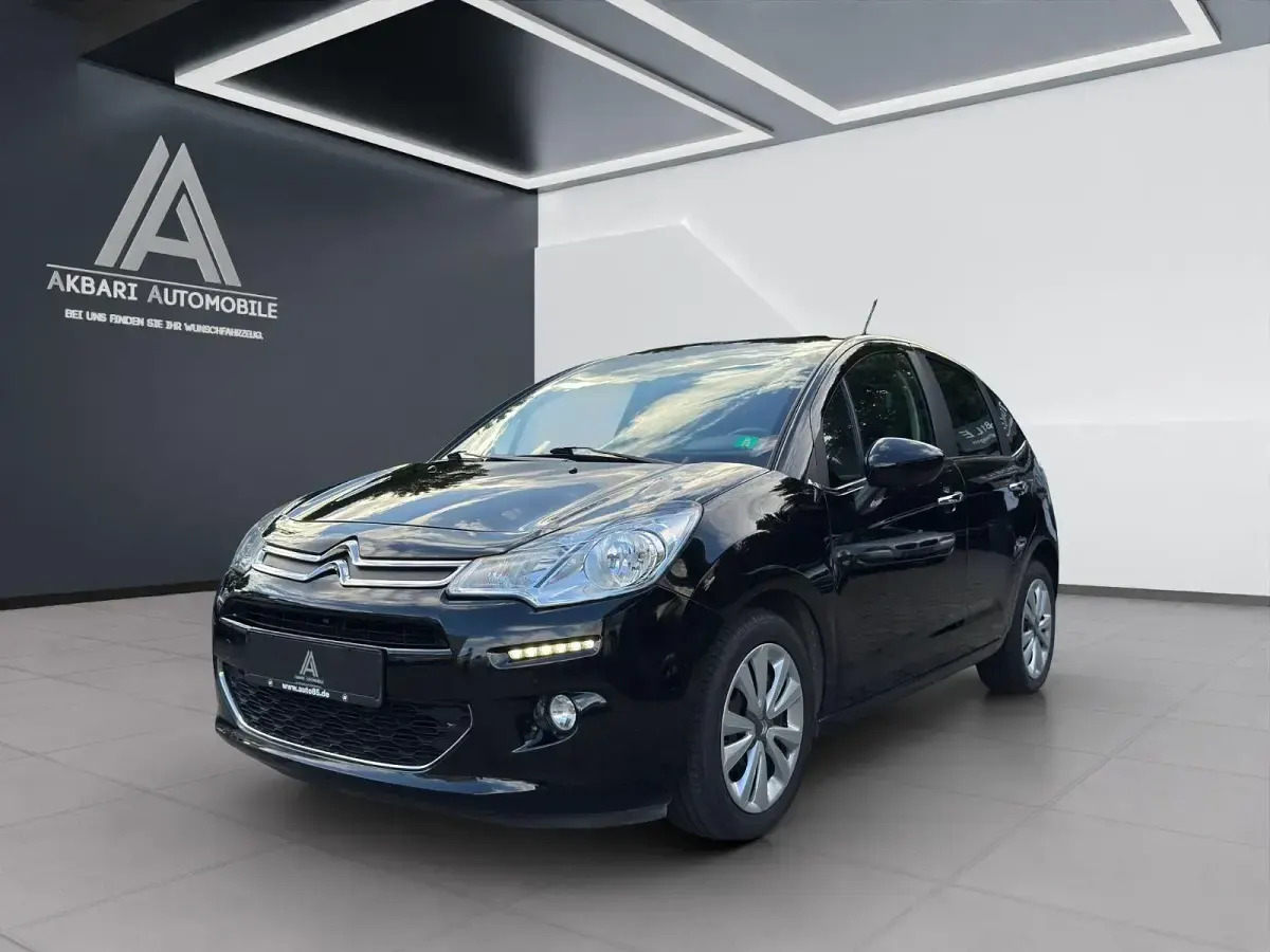 Gebraucht Citroën C3 SELECTION 82 PS (60 kW) 2015 Schwarz Kleinwagen