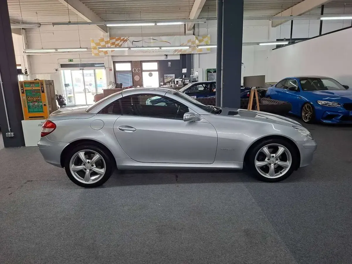 Gebraucht Mercedes SLK200 163 PS (119 kW) 2005 Silber Cabrio