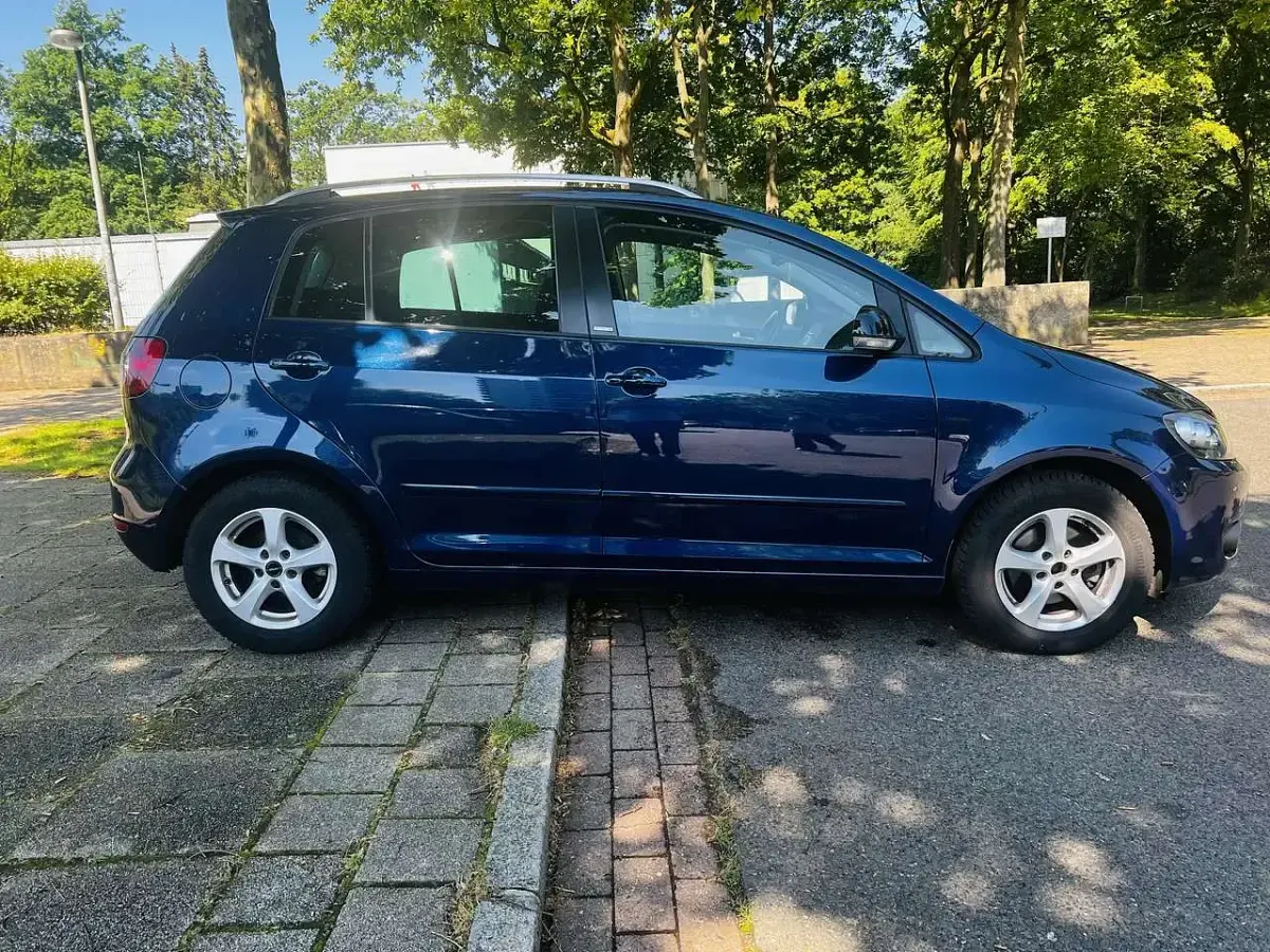 Gebraucht VW Golf VI Style 105 PS (77 kW) 2011 Kleinwagen