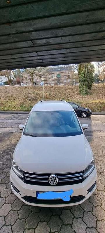 Candyweiß Gebraucht 2017 VW Caddy Maxi Comfortline Van / Kleinbus | 18.999 € (Fairer Preis) - Bild 1/4