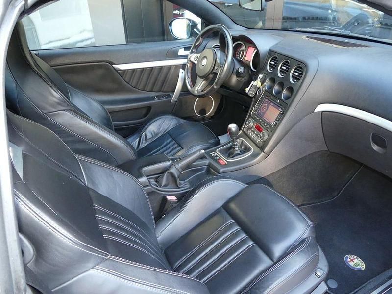 Gebraucht Alfa Romeo Spider 170 PS (125 kW) 2011 Schwarz Cabrio