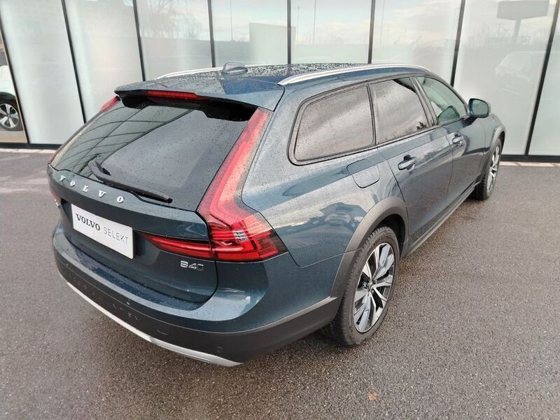 Gebraucht Volvo V90 CC Plus 197 PS (144 kW) 2023 Blau Kombi