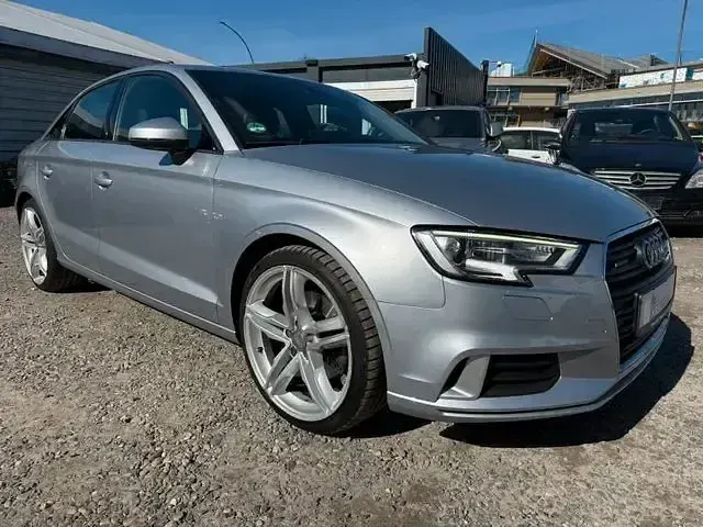 Gebraucht Audi A3 Sport 190 PS (139 kW) 2017 Andere Limousine