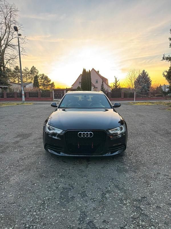 Schwarz Gebraucht 2012 Audi A6 Kombi | 11.500 € (Superpreis) - Bild 1/4