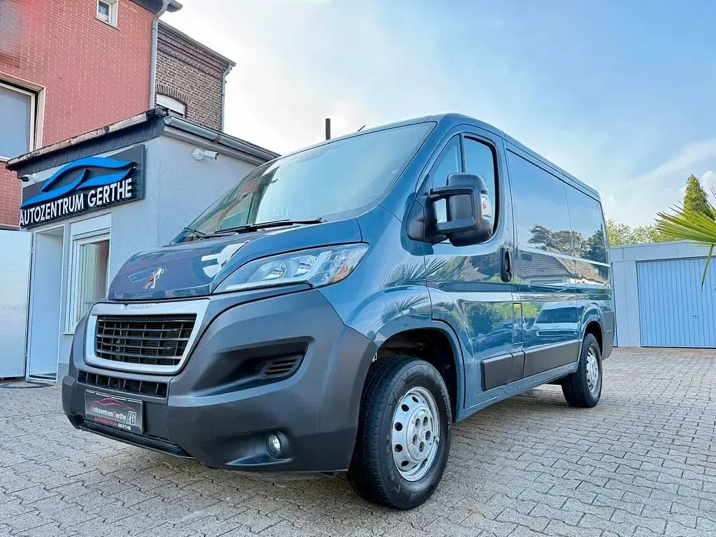 Gebraucht Peugeot Boxer 120 PS (88 kW) 2021 Blau Van