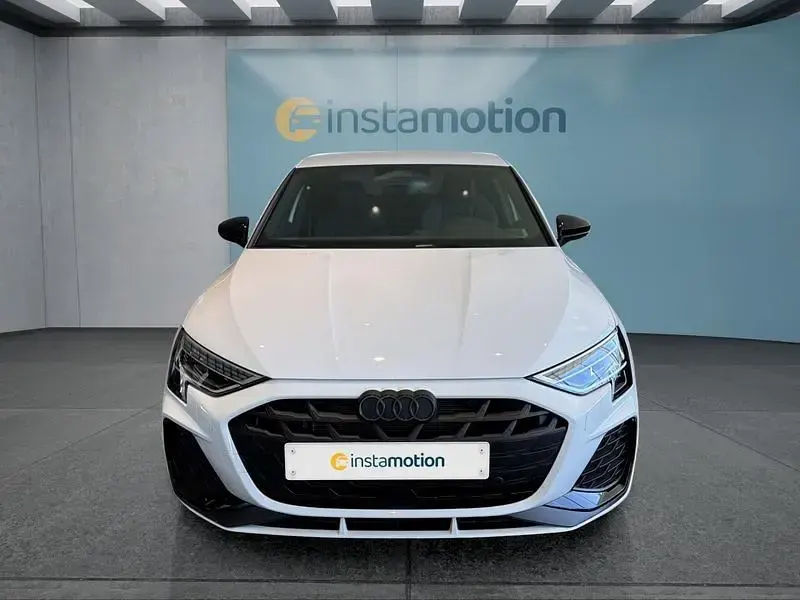 Używany Audi A3 150 KM (110 kW) 2025 Biały Sedan/Limuzyna