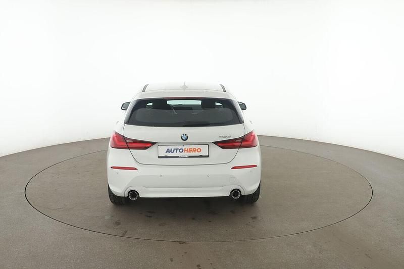 Gebraucht BMW 118 Advantage 150 PS (110 kW) 2022 Weiß Kleinwagen