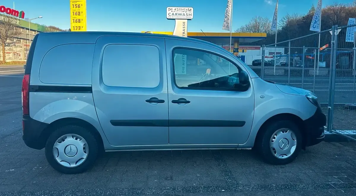 Gebraucht Mercedes Citan 111 116 PS (85 kW) 2019 Silber Van / Kleinbus