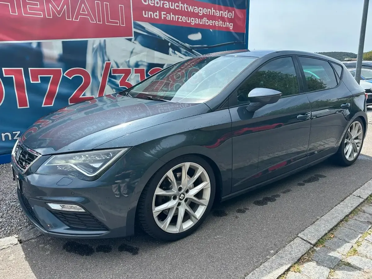 Gebraucht Seat Leon FR-Line 190 PS (139 kW) 2018 Grau Limousine