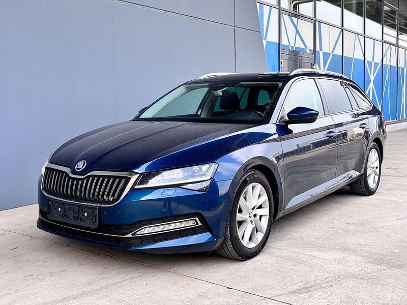 Gebraucht Skoda Superb Style 150 PS (110 kW) 2022 Blau Kombi