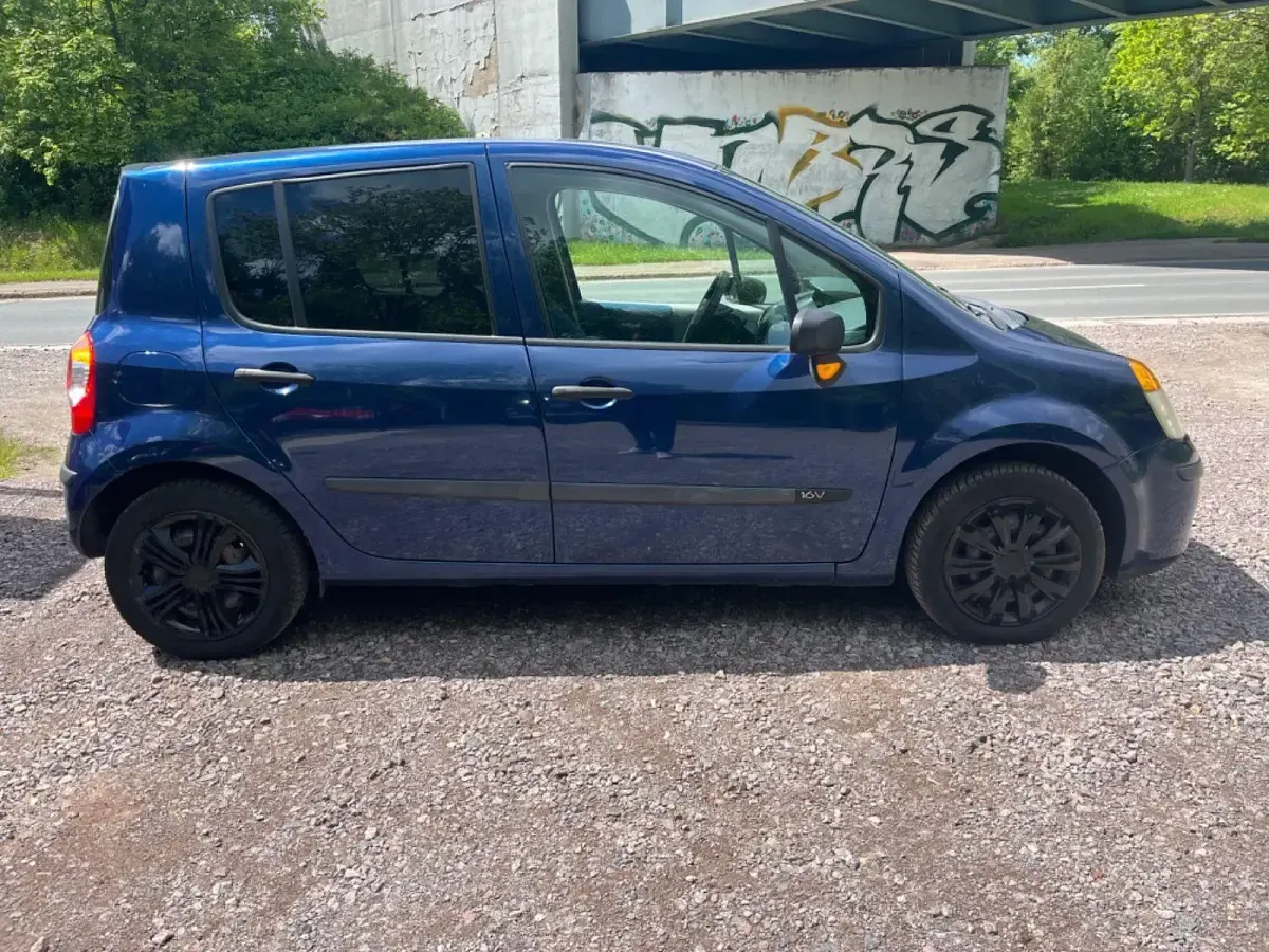 Occasion Renault Modus 75 ch (55 kW) 2004 Bleue Monospace