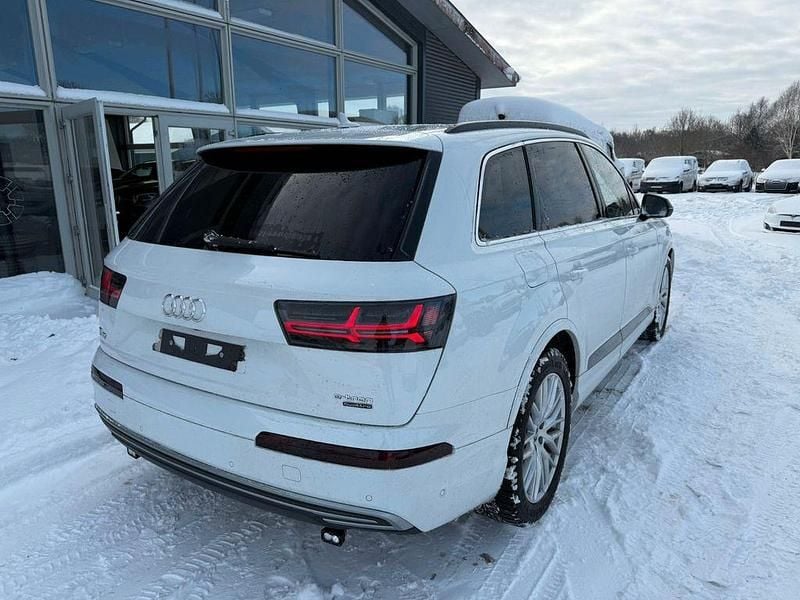 Gebraucht Audi Q7 S-Line 258 PS (189 kW) 2017 Weiß SUV