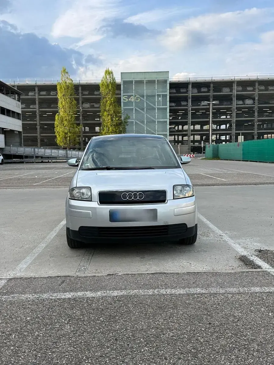 Gebraucht Audi A2 75 PS (55 kW) 2001 Silber Kleinwagen