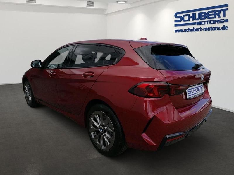Neu BMW 116 122 PS (89 kW) 2025 Rot Kleinwagen