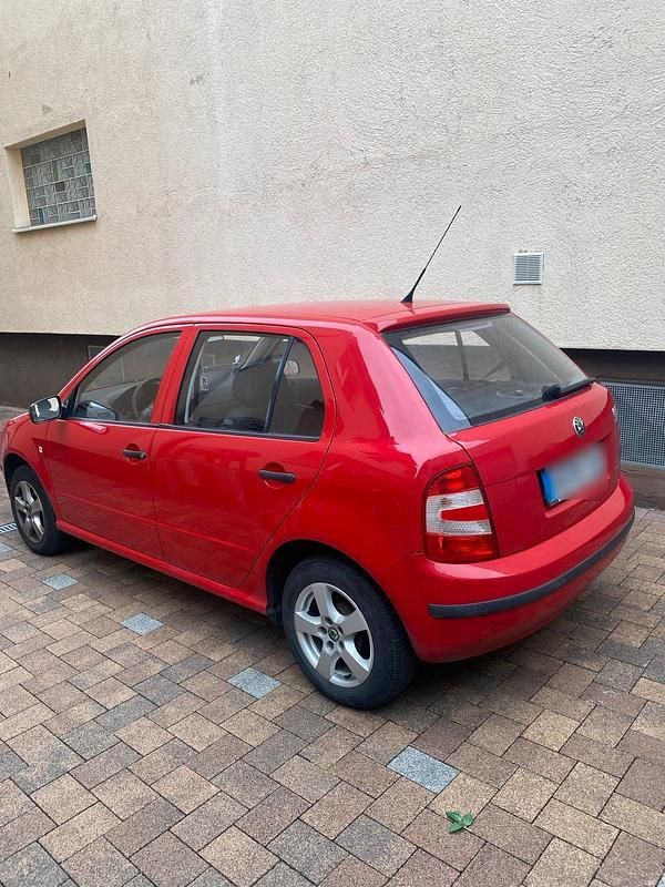 Rot Gebraucht 2005 Skoda Fabia Kleinwagen | 1.250 € (Guter Preis) - Bild 1/4