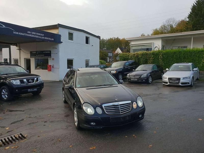 Schwarz Gebraucht 2006 Mercedes E280 Classic Kombi | 1.500 € (Guter Preis) - Bild 1/4