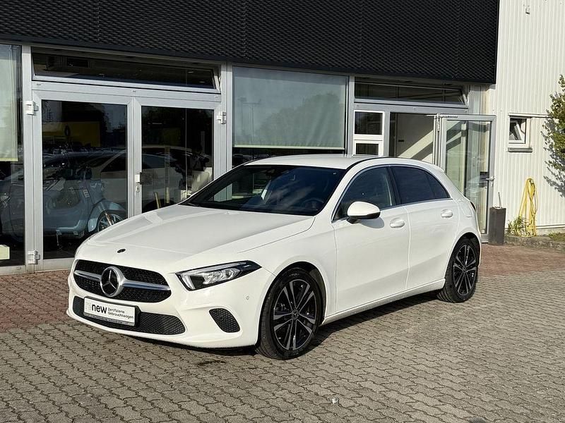 Other Gebraucht 2019 Mercedes A180 Edition 1 Limousine | 21.980 € (Fairer Preis) - Bild 1/4