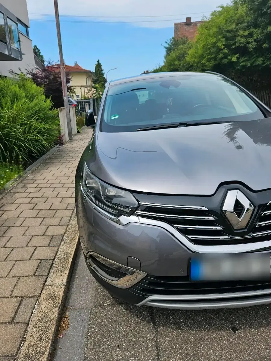 Gebraucht Renault Espace 160 PS (117 kW) 2018 Grau Van / Kleinbus