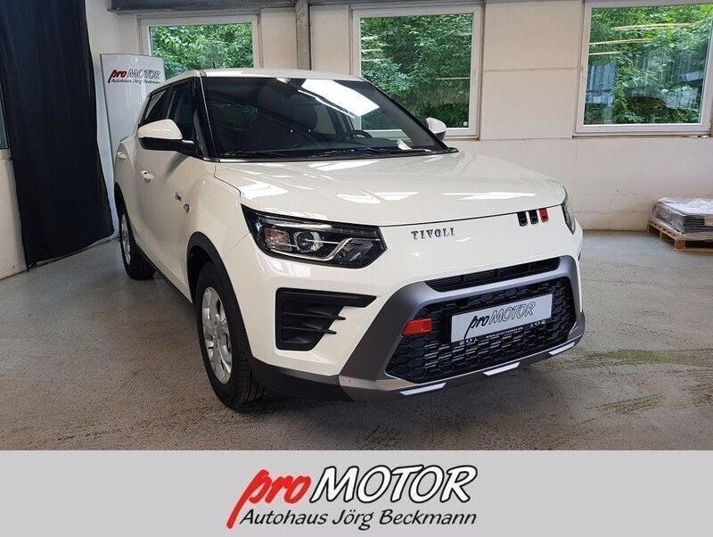 Neu SsangYong Tivoli 163 PS (119 kW) 2025 Weiß SUV