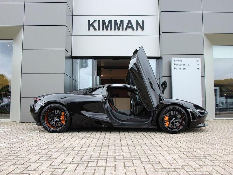 Gebraucht McLaren 720S 721 PS (530 kW) 2021 Schwarz Cabrio