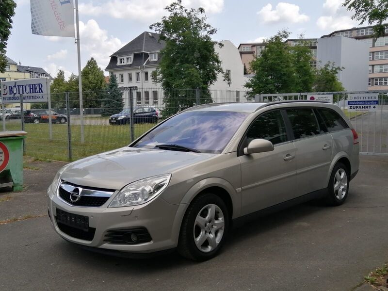 Gebraucht Opel Vectra Edition 175 PS (128 kW) 2007 Gold Kombi