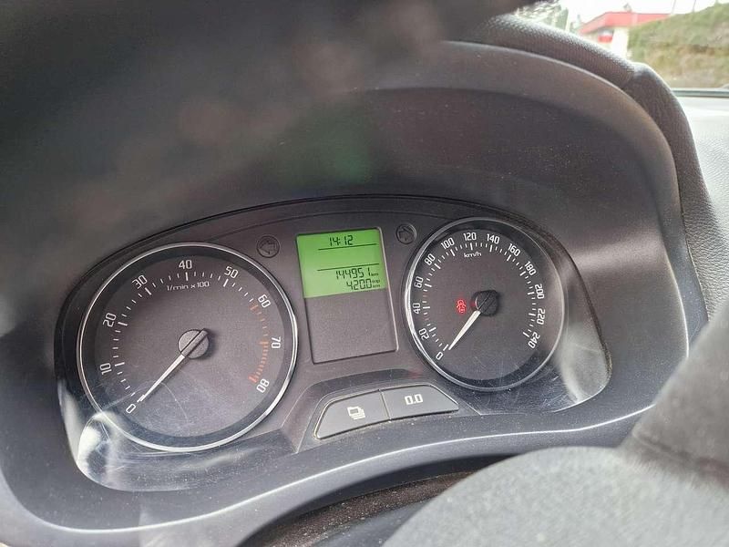 Gebraucht Skoda Fabia Monte Carlo 86 PS (63 kW) 2011 Rot Limousine