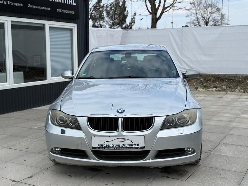 Gebraucht BMW 320 Advantage 163 PS (119 kW) 2007 Silber Kombi