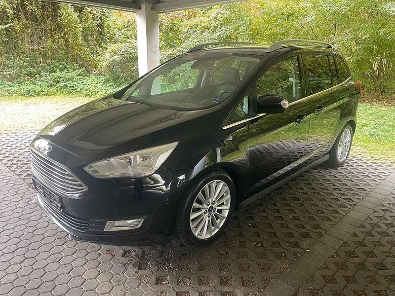 Schwarz Gebraucht 2017 Ford Grand C-Max Titanium Van / Kleinbus | 9.900 € (Guter Preis) - Bild 1/4