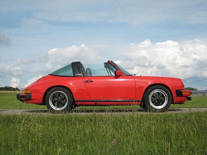 Rot Gebraucht 1982 Porsche 911SC Cabrio | 54.000 € - Bild 1/4