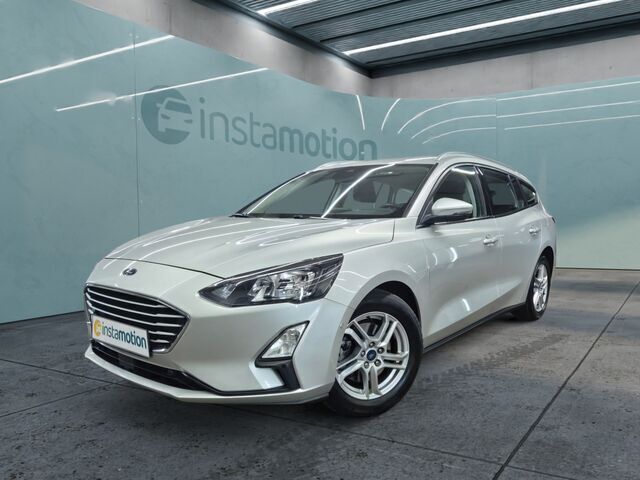 Silber Gebraucht 2022 Ford Focus Cool & Connect Kombi | 19.300 € (Teuer) - Bild 1/2
