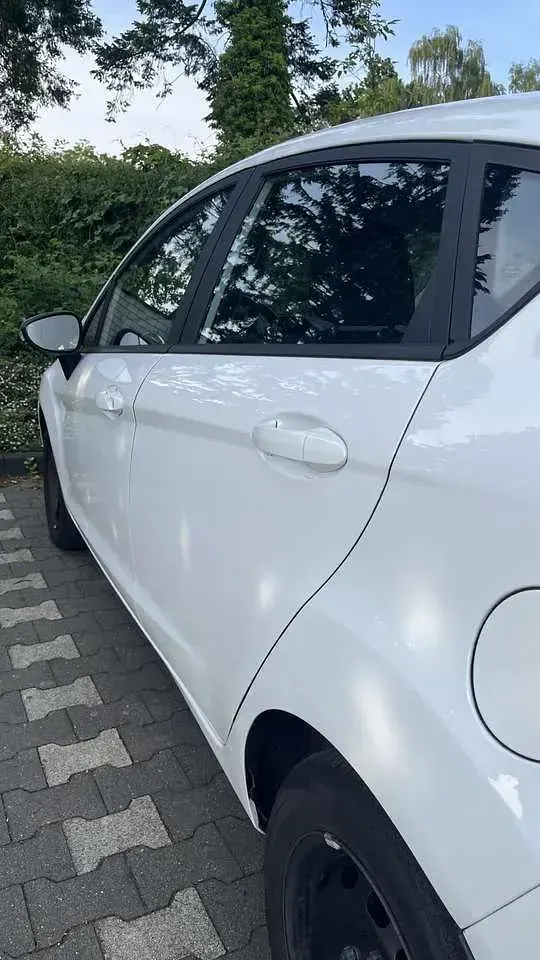 Gebraucht Ford Fiesta Trend 75 PS (55 kW) 2014 Kleinwagen