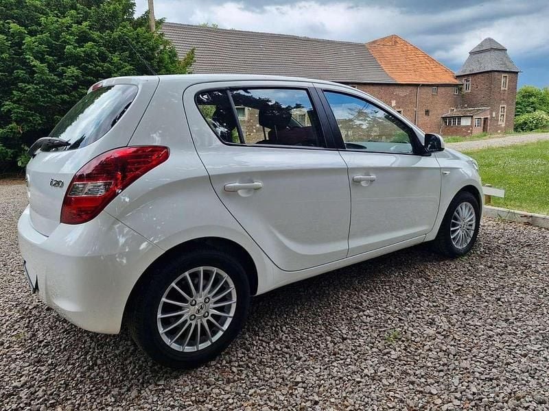 Brugt Hyundai i20 Edition 86 HK (63 kW) 2012 Hatchback